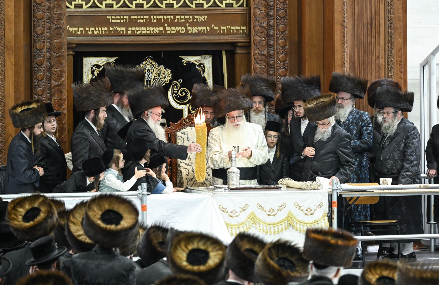 מוצאי שבת ש"ב בצאנז