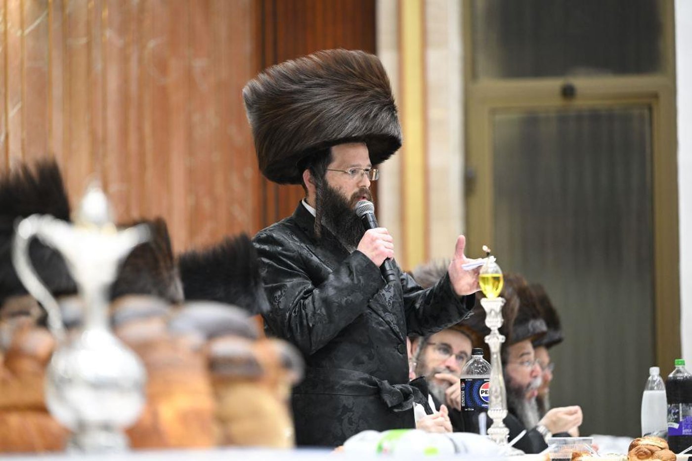 מוצאי שבת ש"ב בצאנז