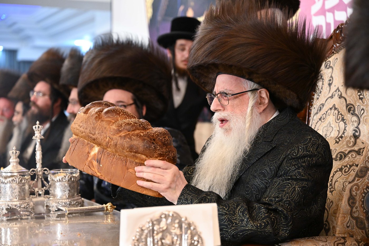 ש"ב ע"י אחים בשמחה בצאנז