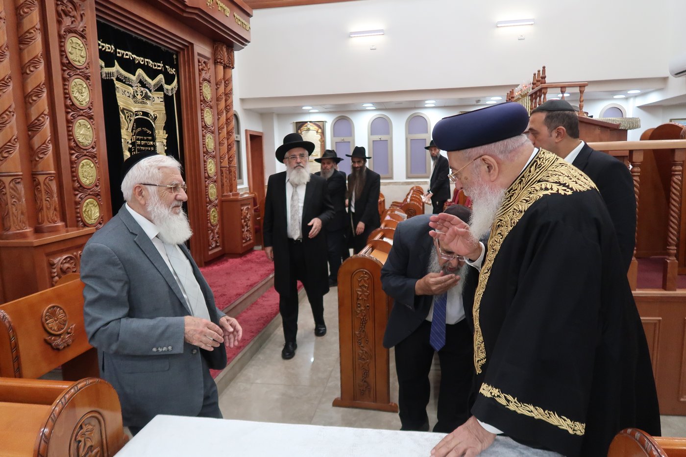 הגר"י יוסף שבת בב"ב