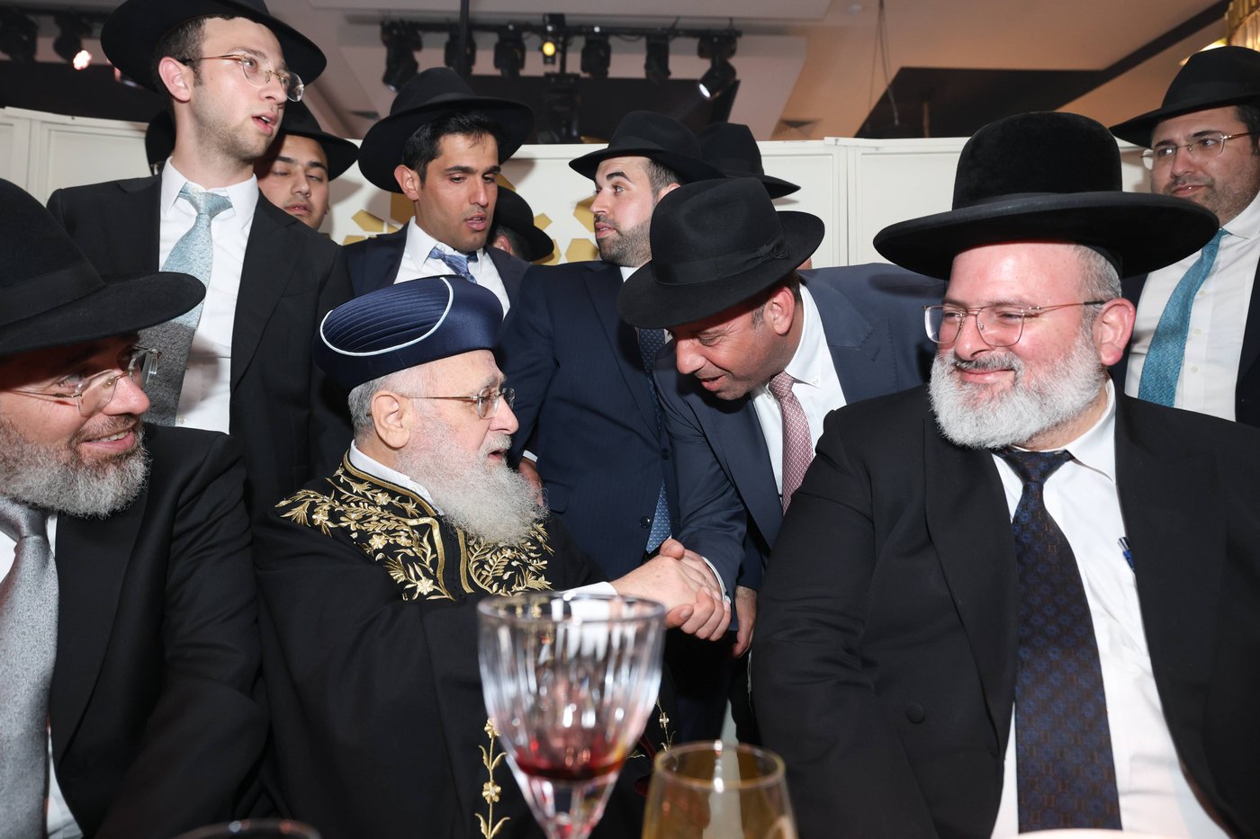 נישואי נכדתם המשותפת של הגר"י יוסף והגרש"מ עמאר
