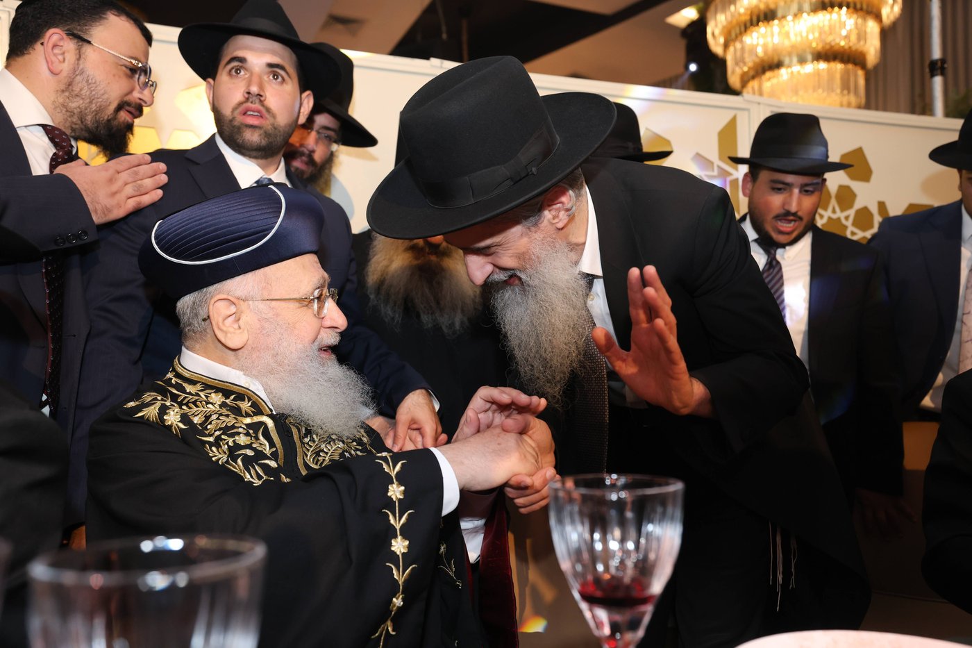 נישואי נכדתם המשותפת של הגר"י יוסף והגרש"מ עמאר
