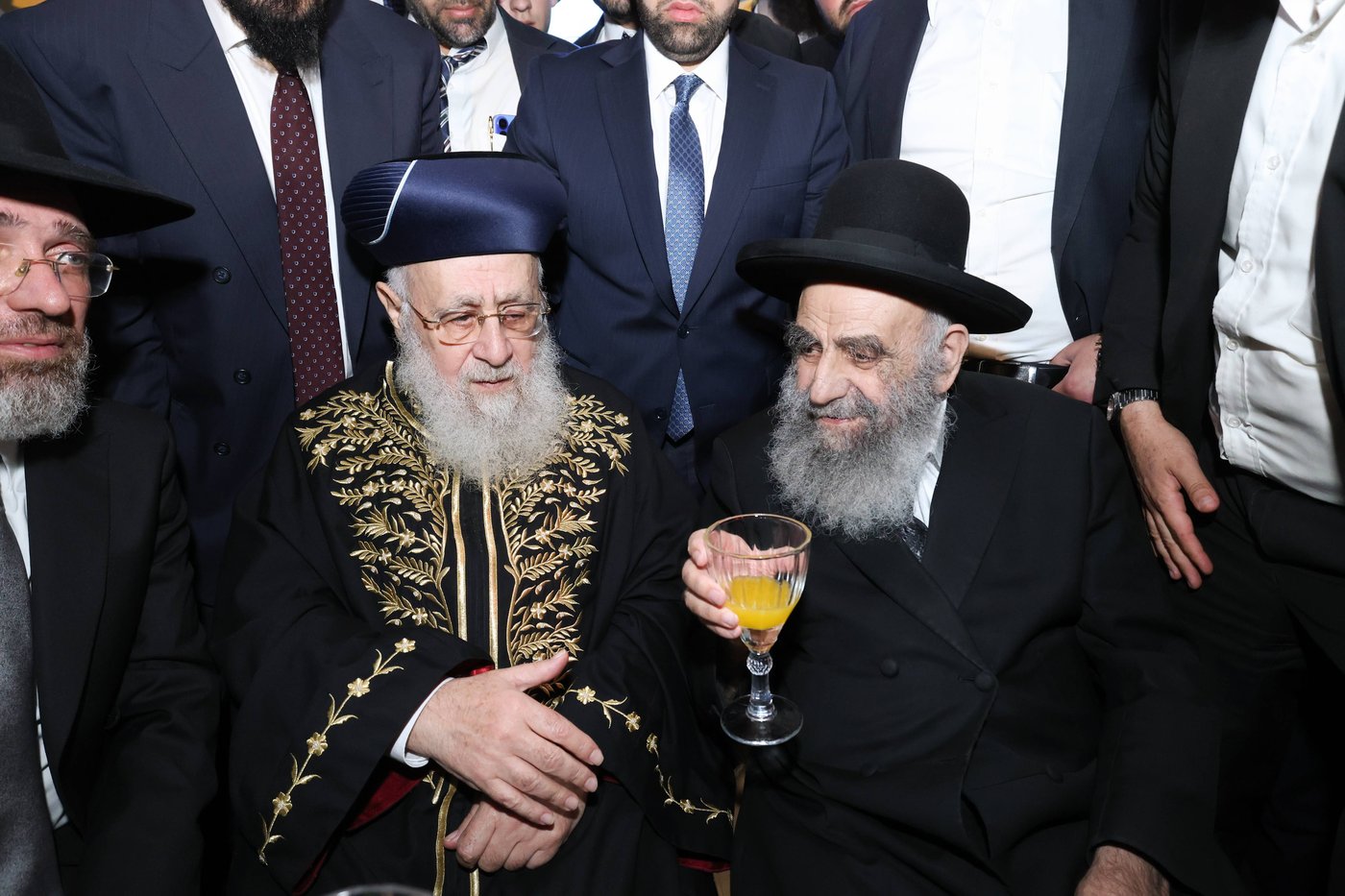 נישואי נכדתם המשותפת של הגר"י יוסף והגרש"מ עמאר