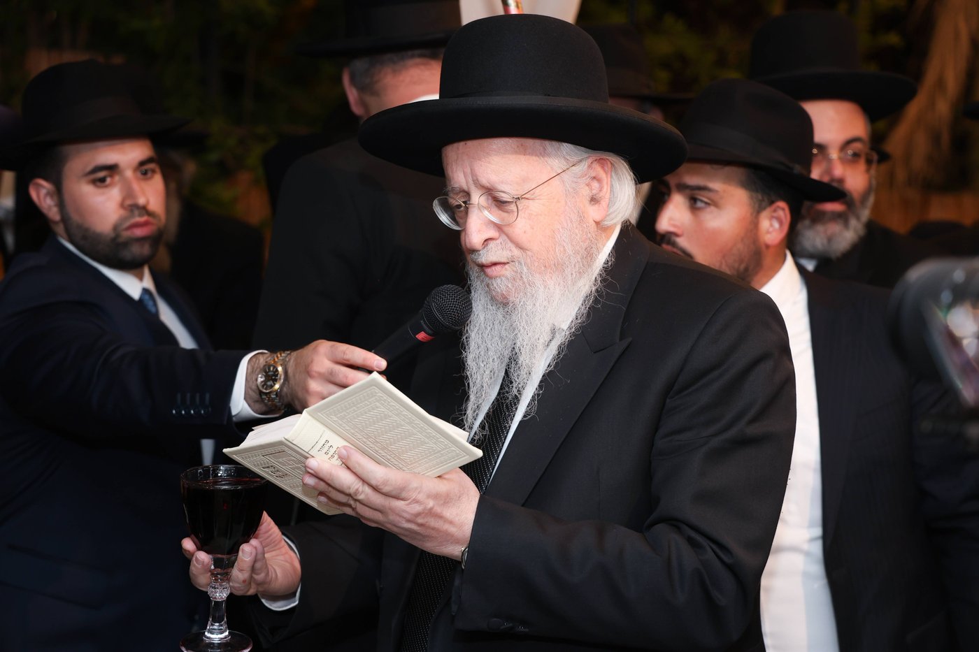 נישואי נכדתם המשותפת של הגר"י יוסף והגרש"מ עמאר