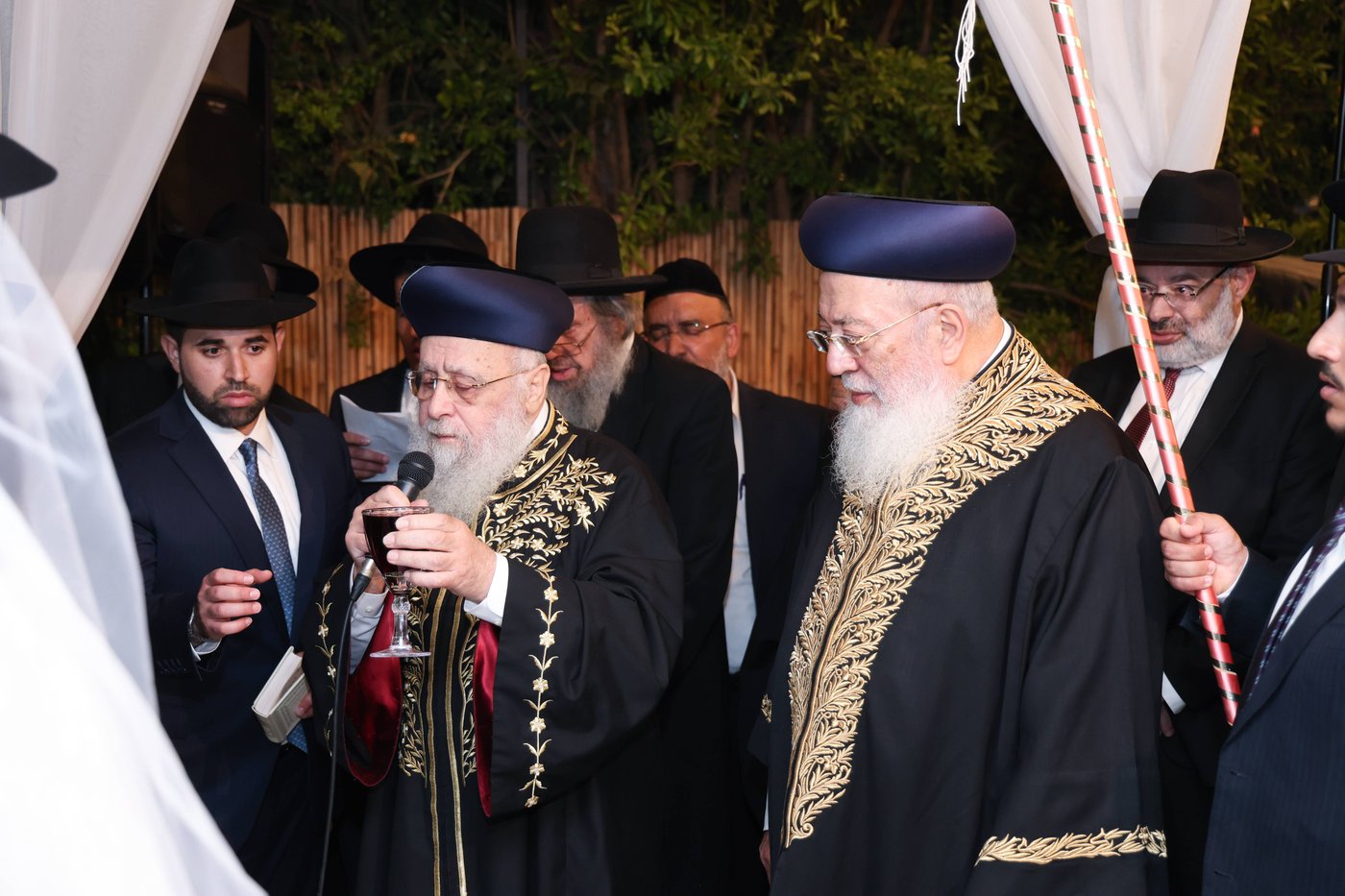 נישואי נכדתם המשותפת של הגר"י יוסף והגרש"מ עמאר
