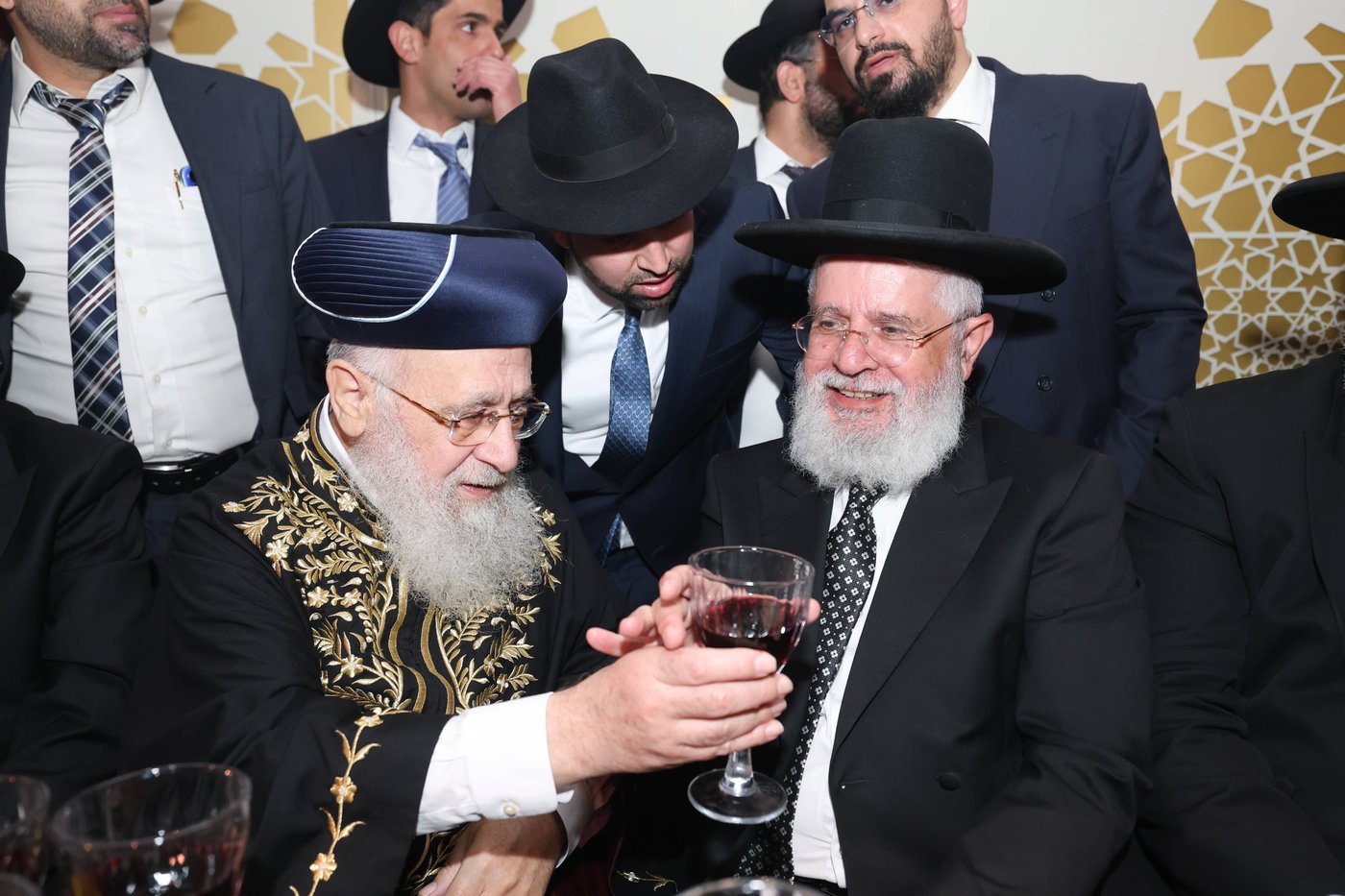 נישואי נכדתם המשותפת של הגר"י יוסף והגרש"מ עמאר