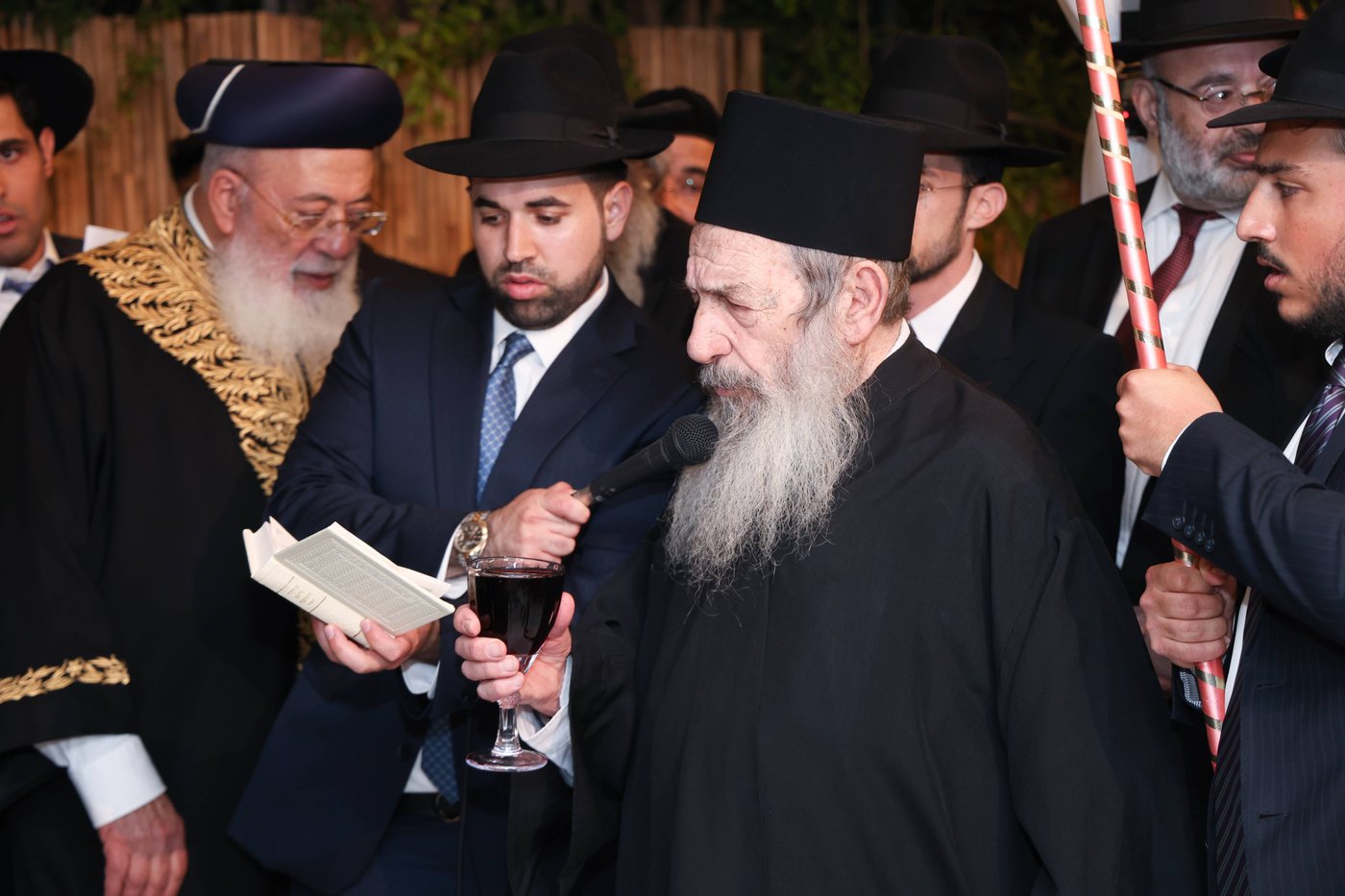 נישואי נכדתם המשותפת של הגר"י יוסף והגרש"מ עמאר