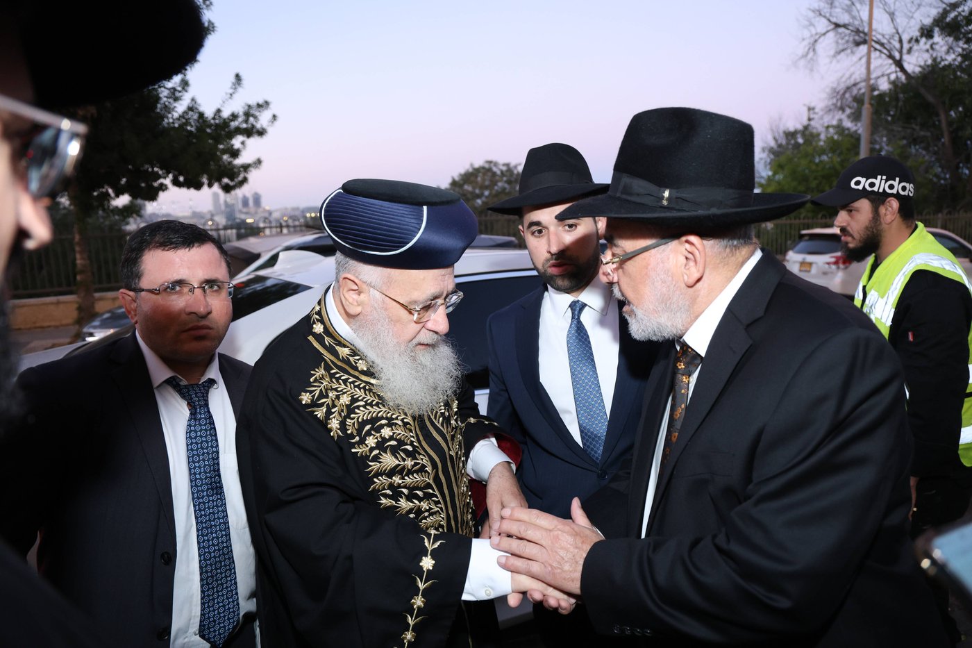 נישואי נכדתם המשותפת של הגר"י יוסף והגרש"מ עמאר