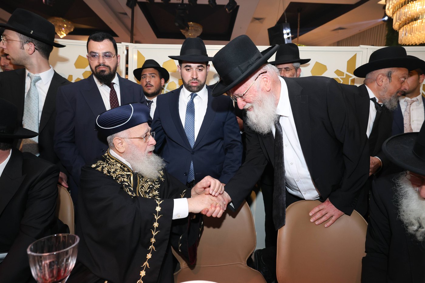 נישואי נכדתם המשותפת של הגר"י יוסף והגרש"מ עמאר