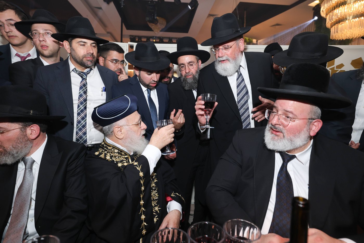 נישואי נכדתם המשותפת של הגר"י יוסף והגרש"מ עמאר