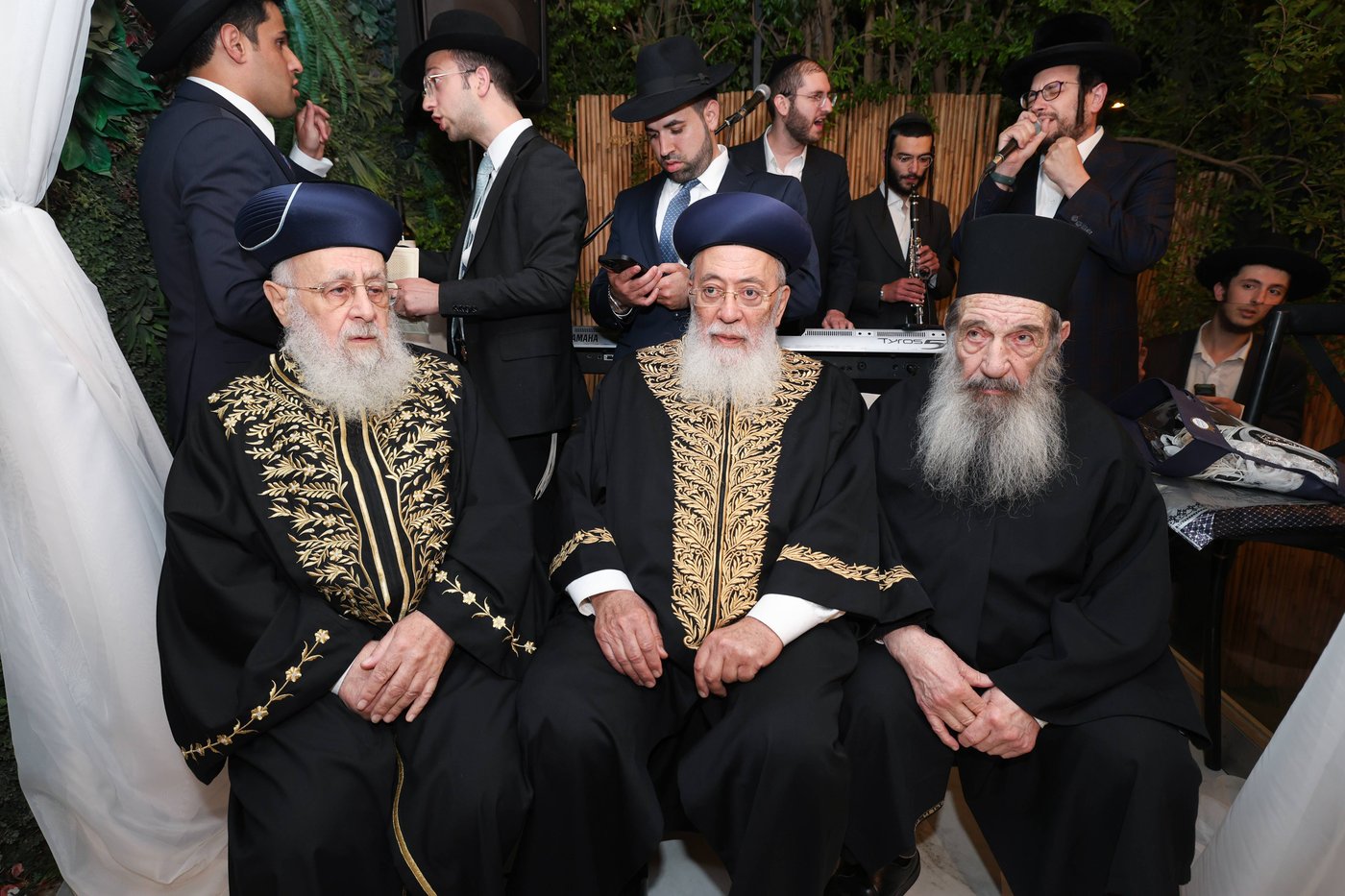 נישואי נכדתם המשותפת של הגר"י יוסף והגרש"מ עמאר