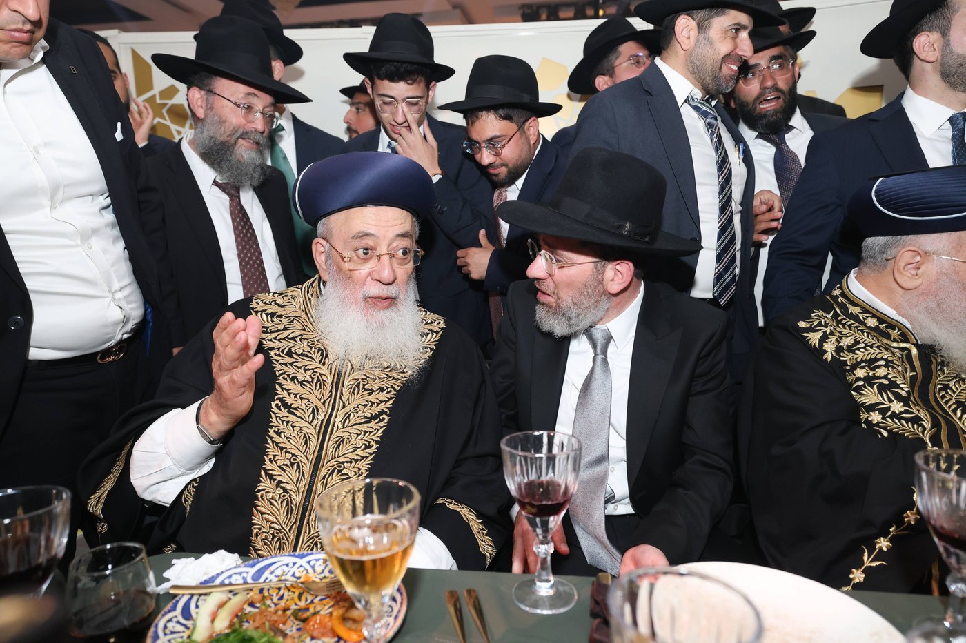 נישואי נכדתם המשותפת של הגר"י יוסף והגרש"מ עמאר