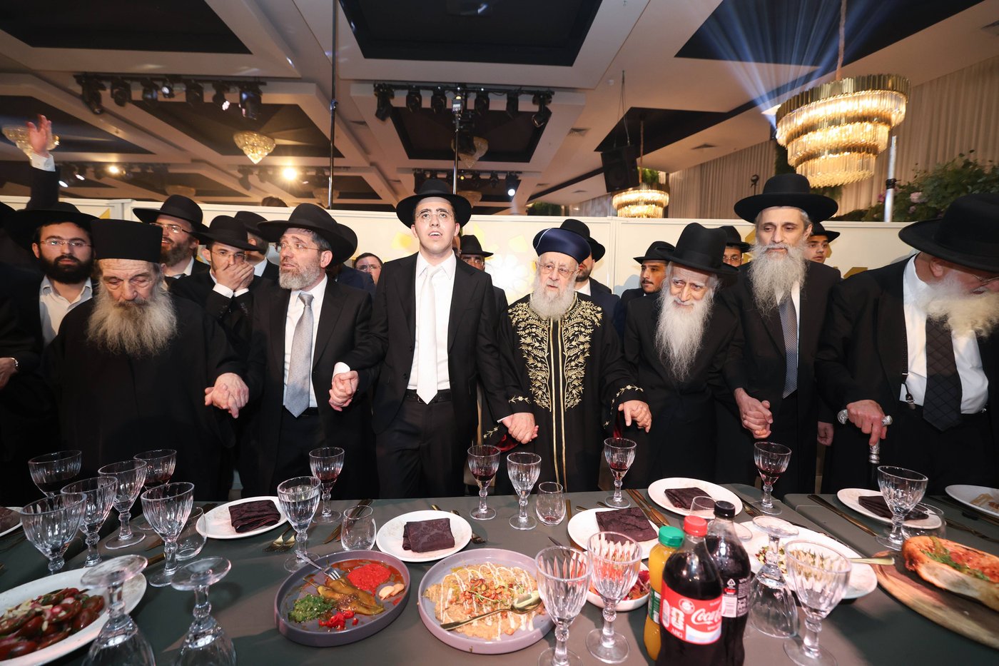 נישואי נכדתם המשותפת של הגר"י יוסף והגרש"מ עמאר