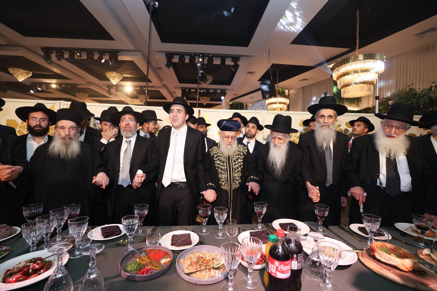 נישואי נכדתם המשותפת של הגר"י יוסף והגרש"מ עמאר