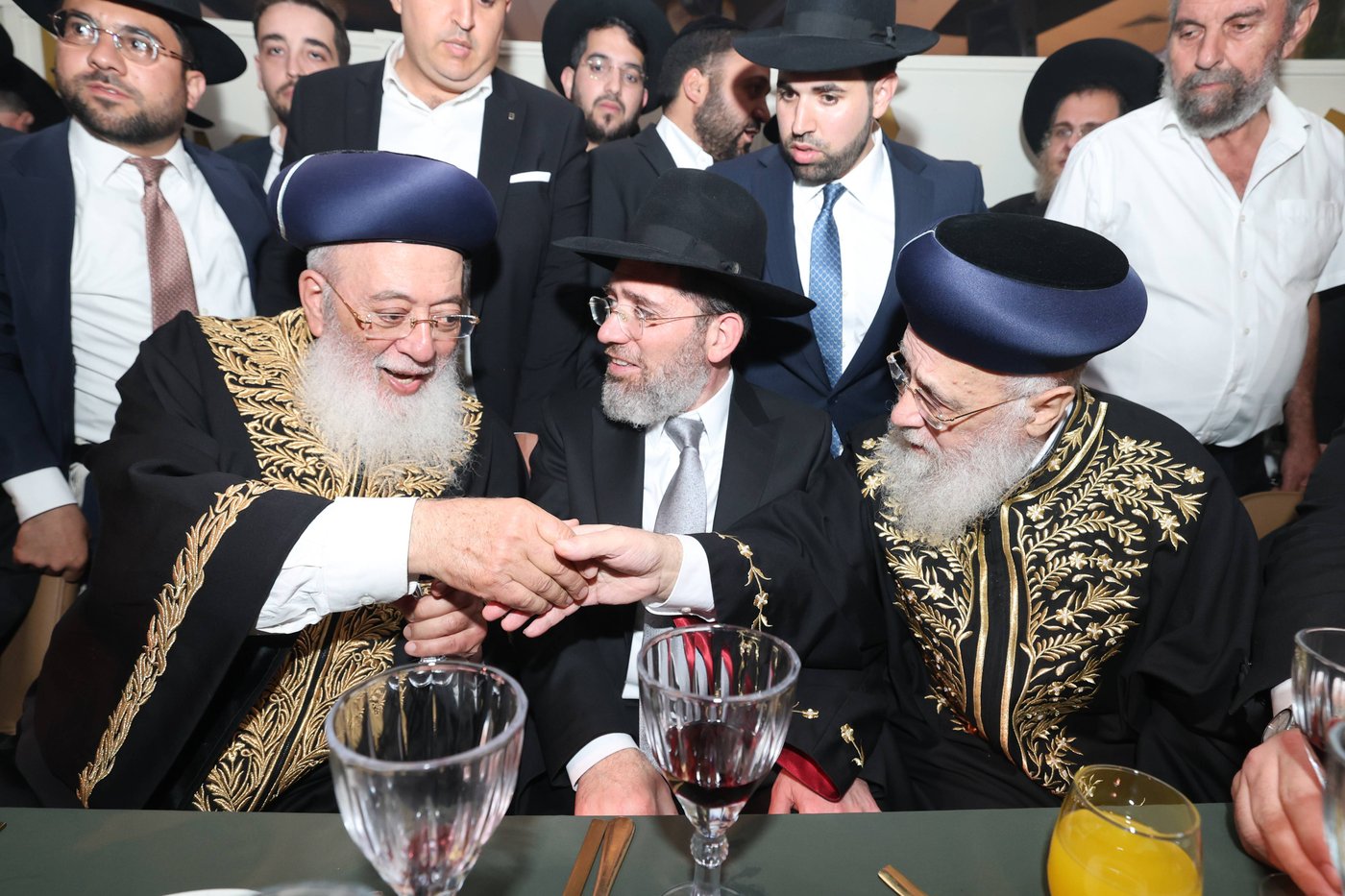נישואי נכדתם המשותפת של הגר"י יוסף והגרש"מ עמאר