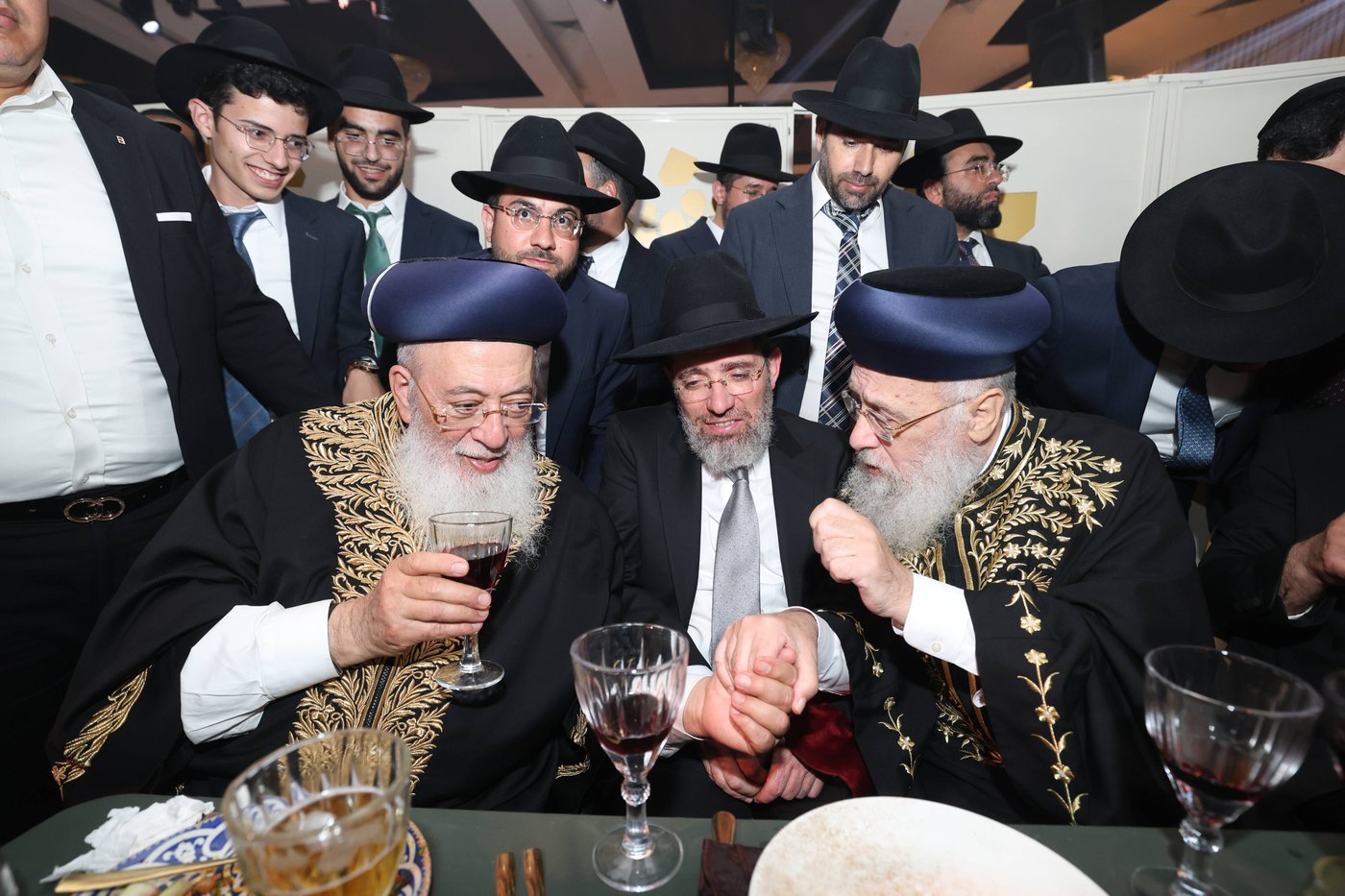 נישואי נכדתם המשותפת של הגר"י יוסף והגרש"מ עמאר