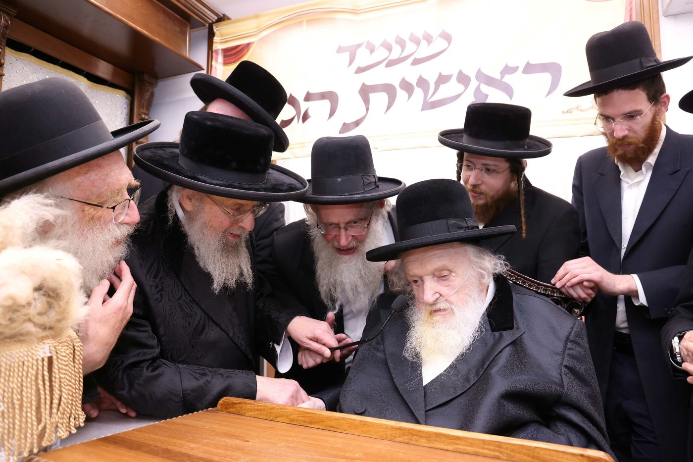 הגר"מ שטרנבוך במעמד 'ראשית הגז'