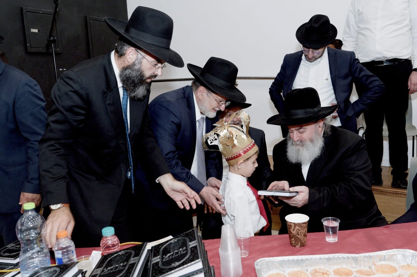 מסיבת חומש בתלמוד תורה ״חזון מאיר ובית ישראל״ 