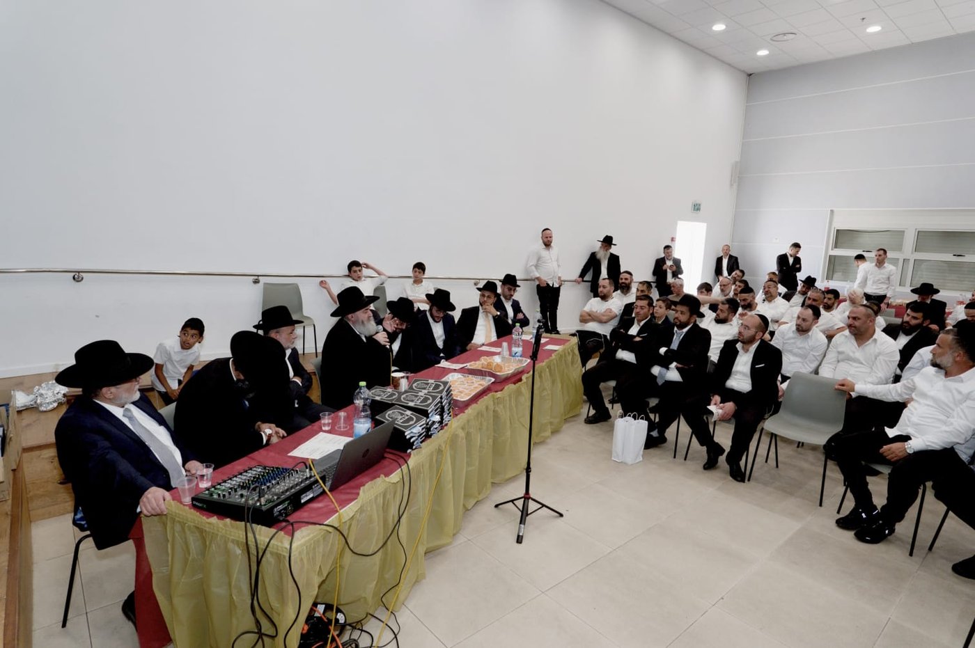 מסיבת חומש בתלמוד תורה ״חזון מאיר ובית ישראל״ 