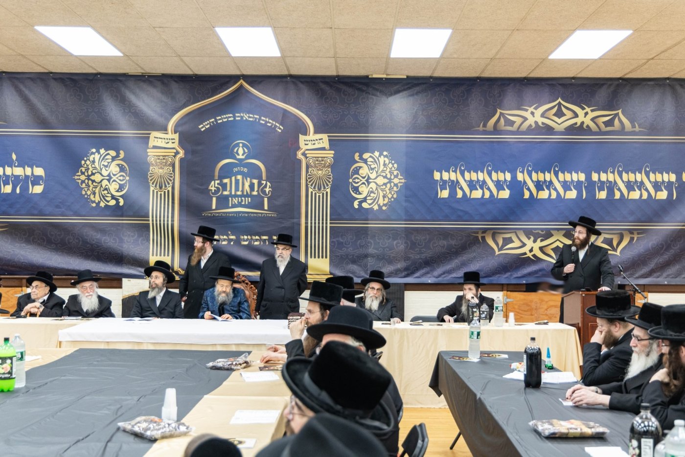 האדמו"ר מבאבוב 45 בביקור ביוניאן