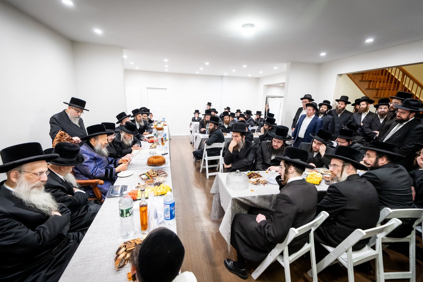 האדמו"ר מבאבוב 45 בביקור ביוניאן