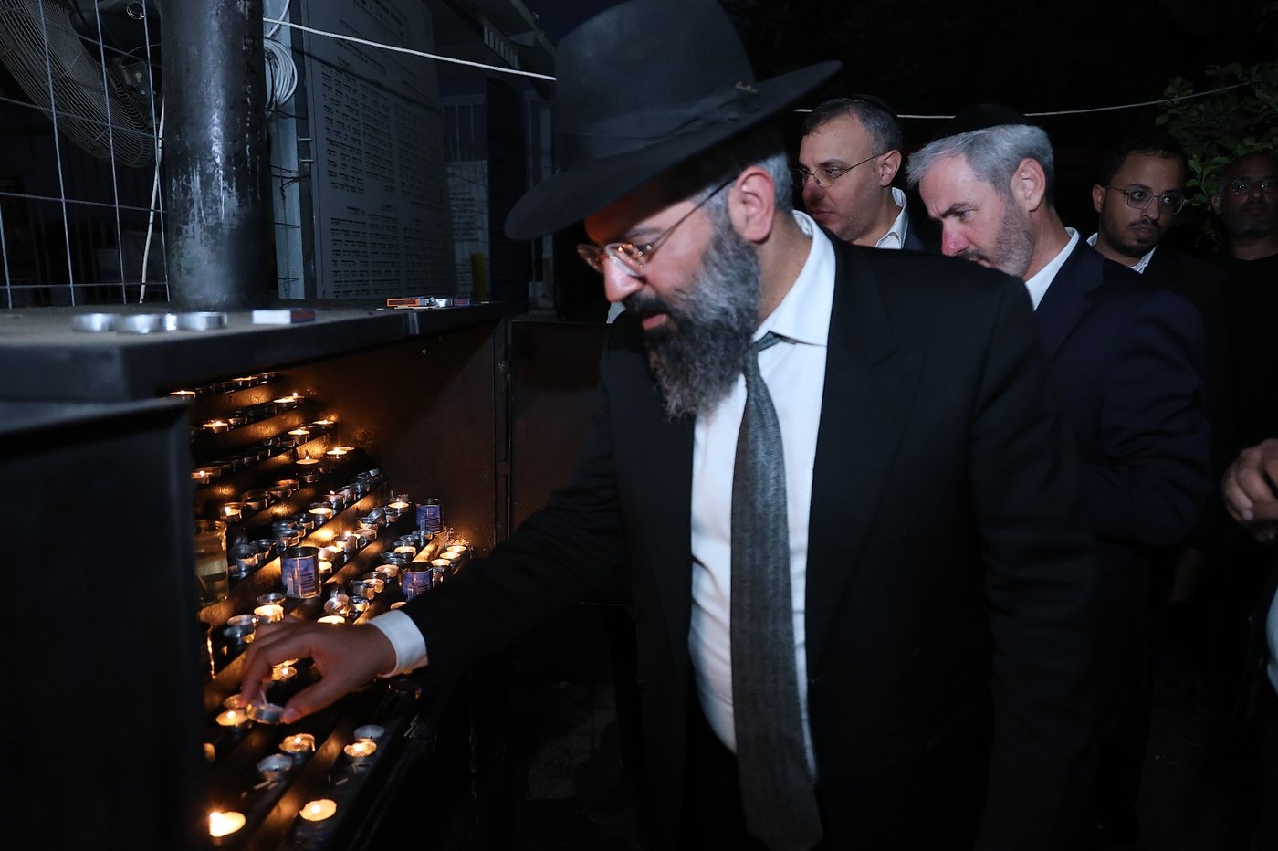 בציון הצדיק בעג'ור