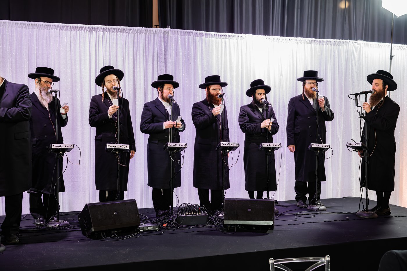 מסיבת שבע הברכות בסאטמר לכבודו של ר' חיים שלמה פישר