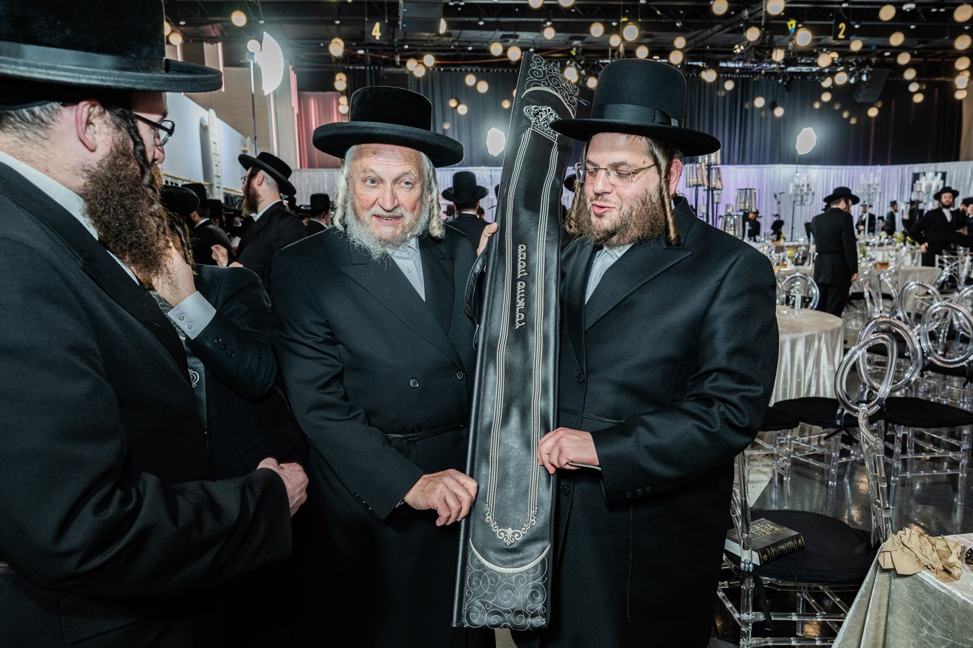 מסיבת שבע הברכות בסאטמר לכבודו של ר' חיים שלמה פישר