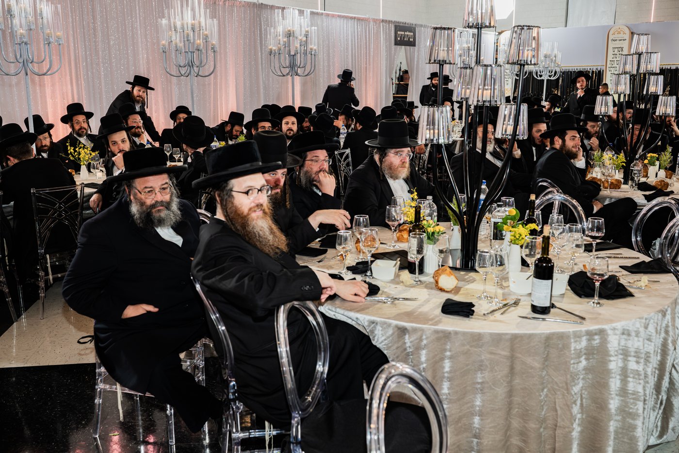 מסיבת שבע הברכות בסאטמר לכבודו של ר' חיים שלמה פישר