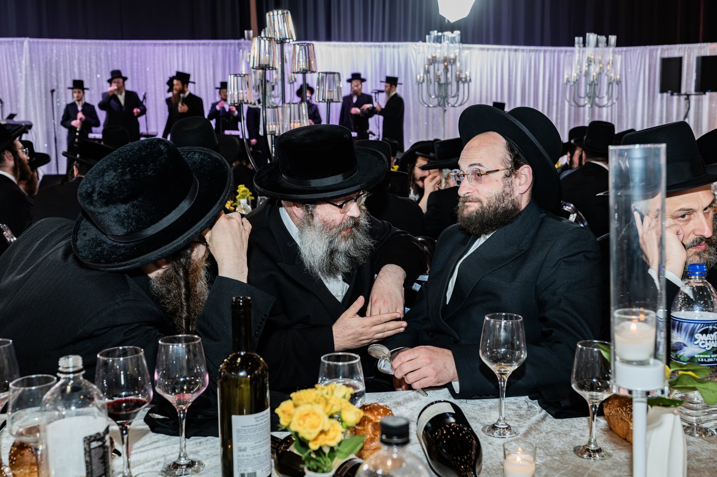 מסיבת שבע הברכות בסאטמר לכבודו של ר' חיים שלמה פישר