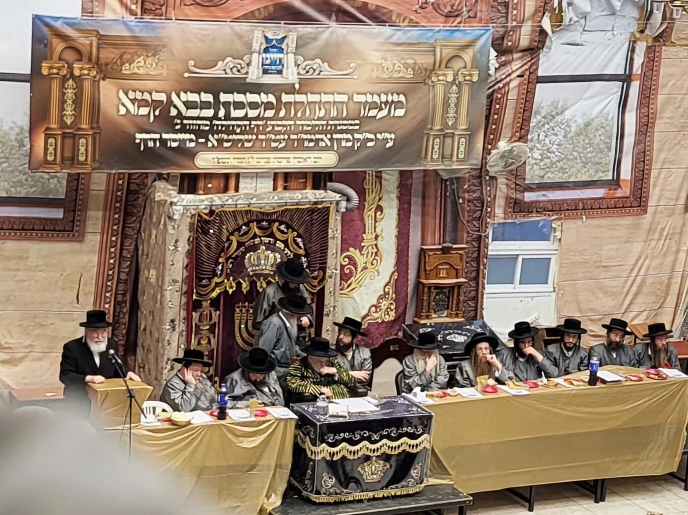 התחלת מסכת בבא קמא בתולדות אברהם יצחק 