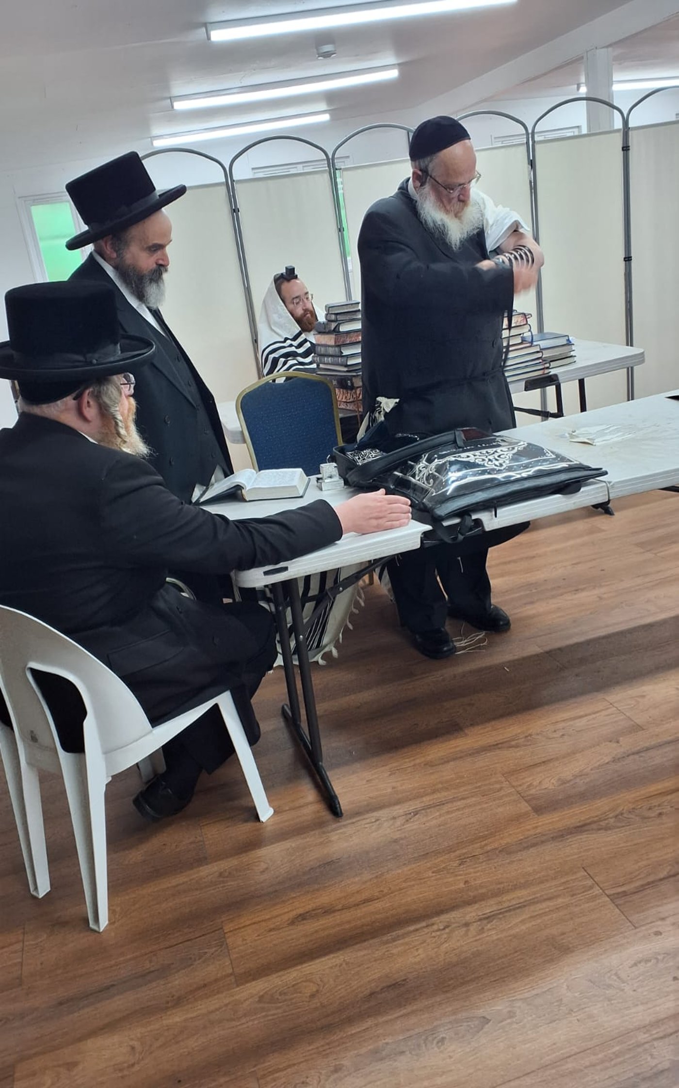 הח"כ שסיים ש"ס וזכה להקדשה | 'זיידל'ע' עם כל התמונות, הנייעס והחשיפות של השבוע