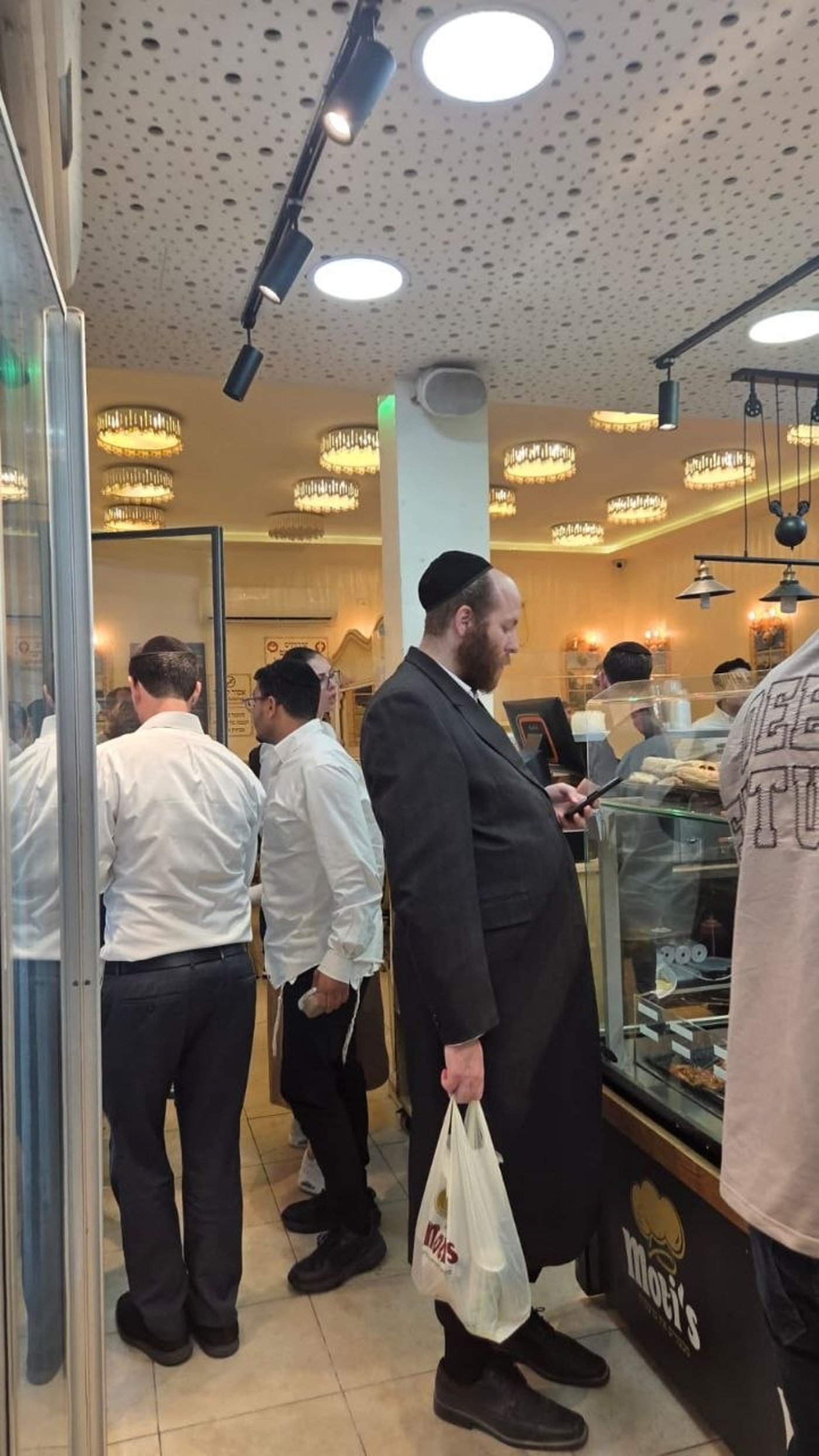 הח"כ שסיים ש"ס וזכה להקדשה | 'זיידל'ע' עם כל התמונות, הנייעס והחשיפות של השבוע