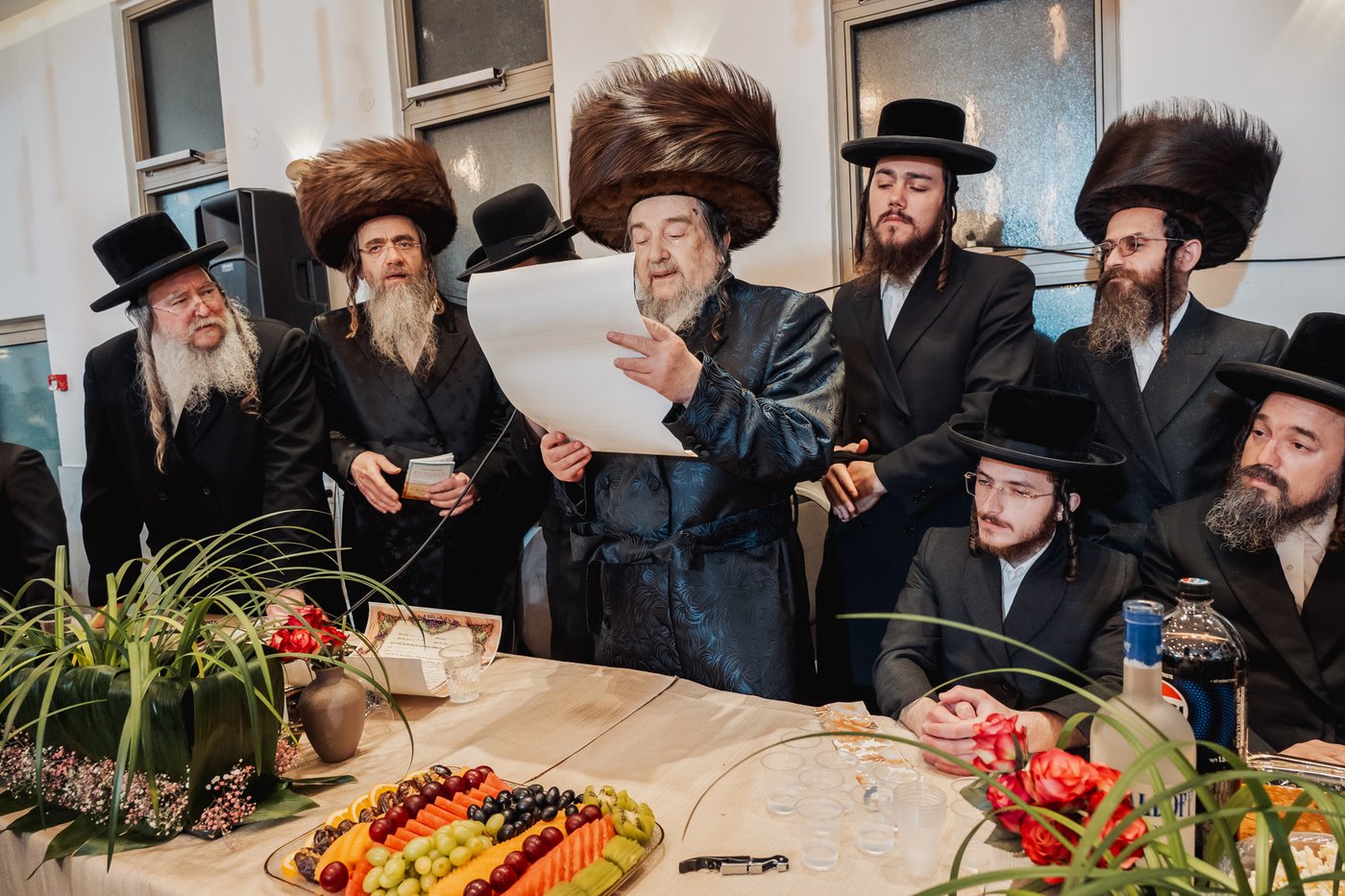 שמחת אירוסי נינת הגרי"מ שכטר