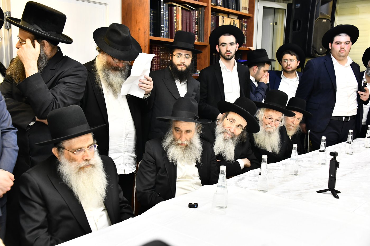 הכינוס במעונו של הגרמ"צ ברגמן