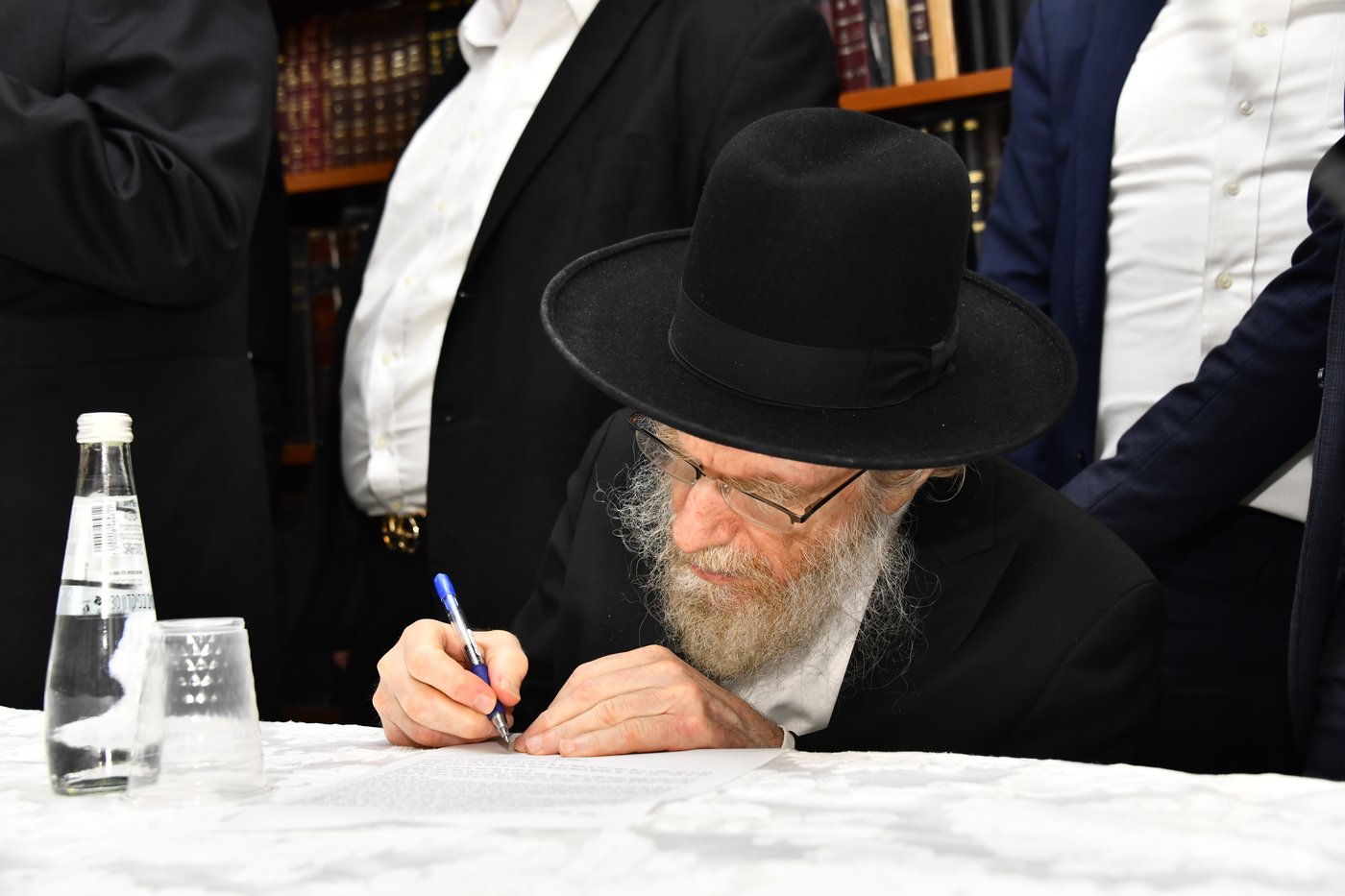 הכינוס במעונו של הגרמ"צ ברגמן