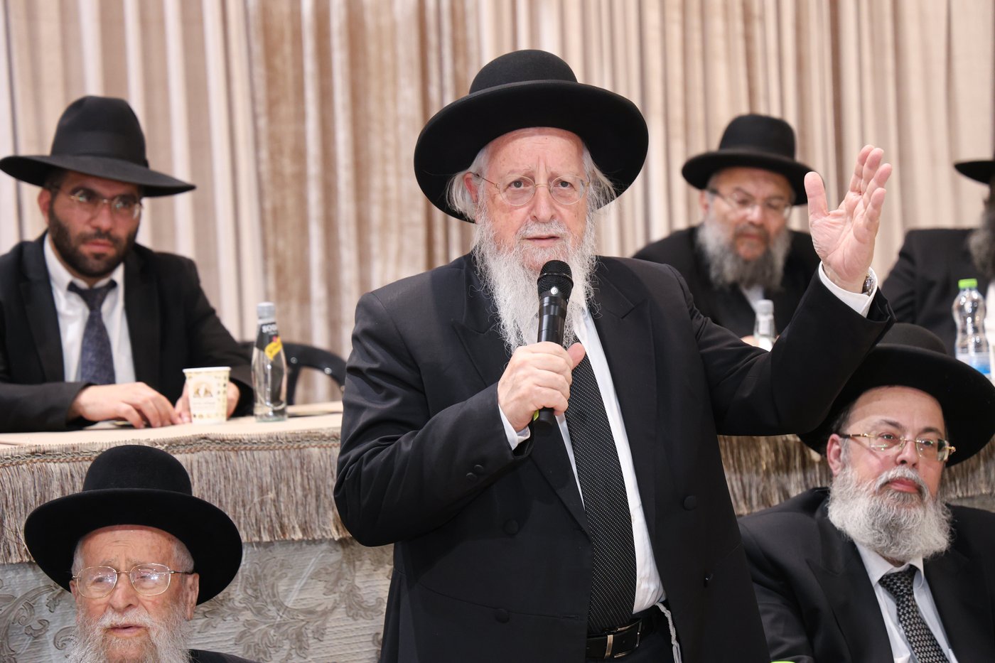 מסיבת חומש במוסדי עולם