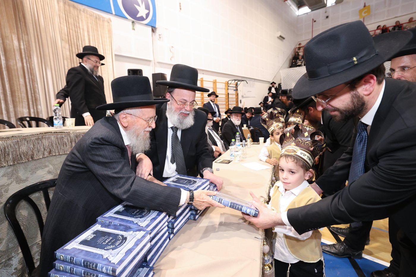 מסיבת חומש במוסדי עולם
