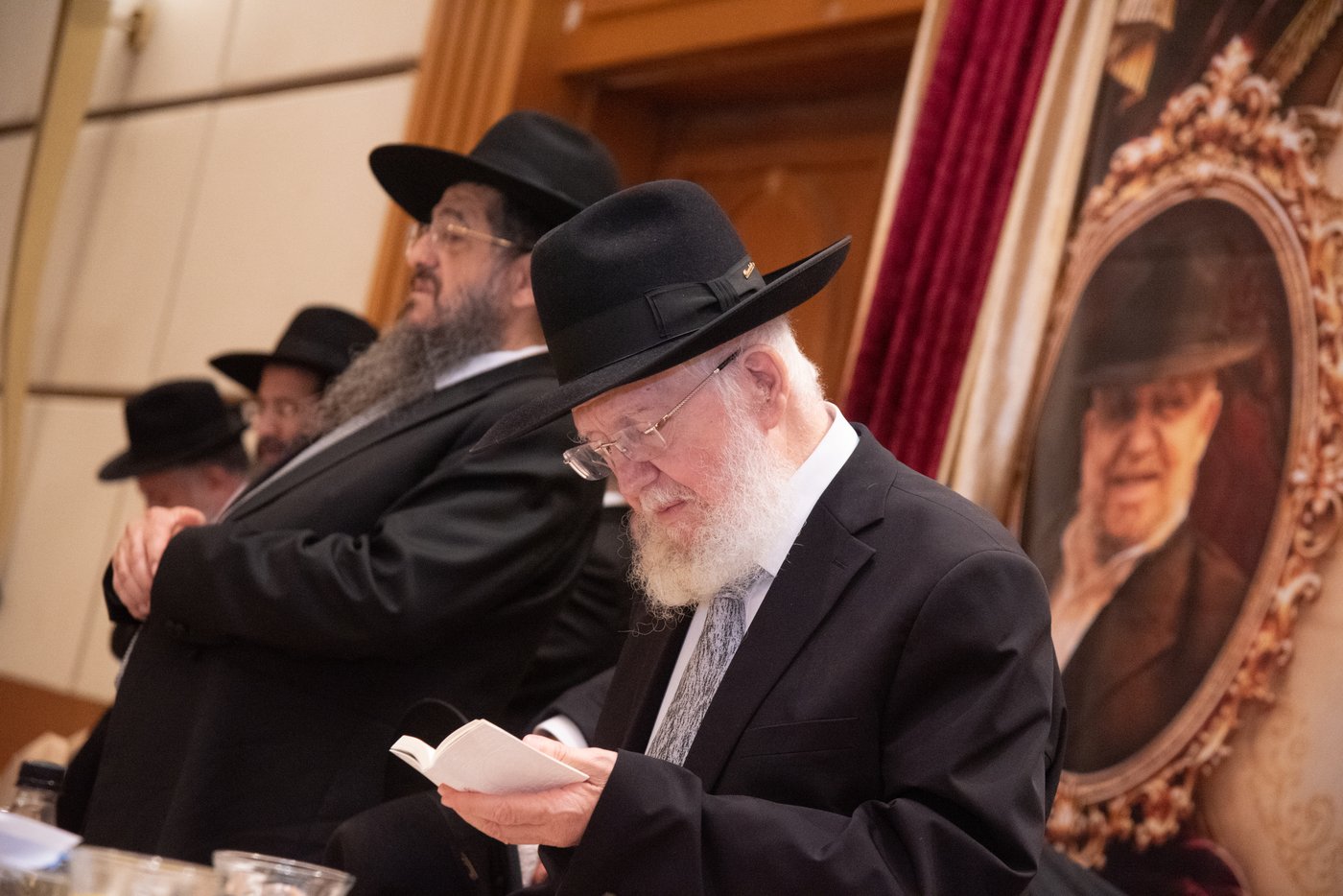 הכנסת ס"ת בכסא רחמים