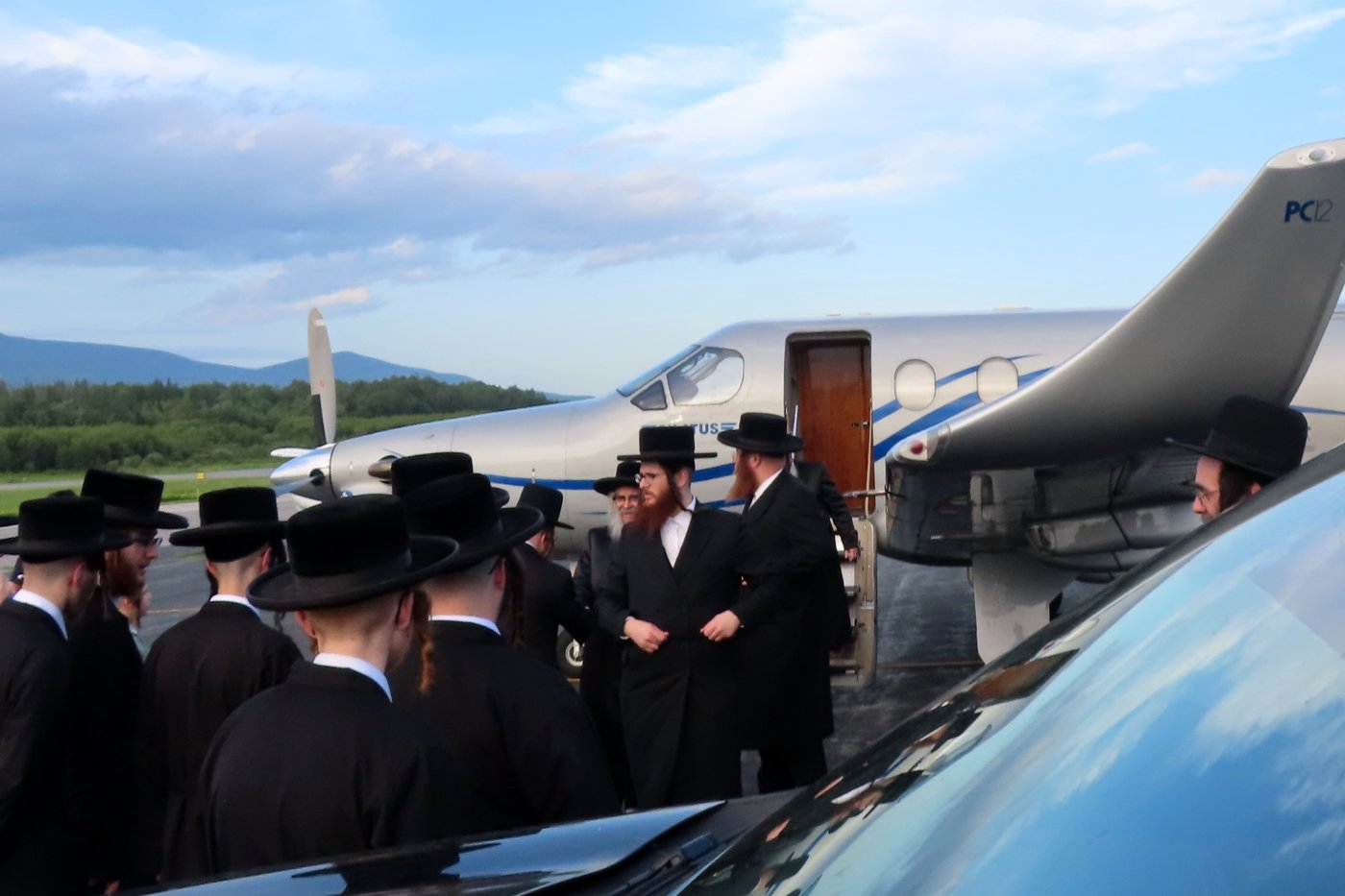 האדמו"ר מסאטמר בדרכו לניו העמפשיר למנוחה