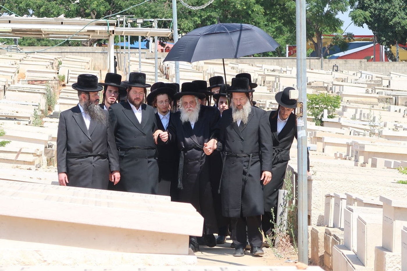 הילולא קדישא בקוסוב ויזניץ