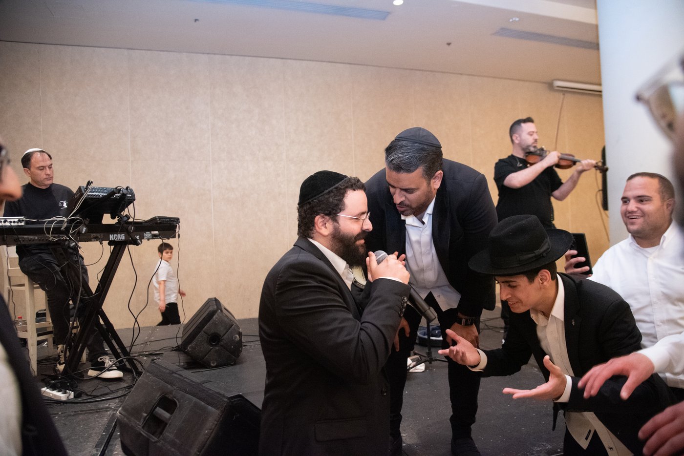 הכנסת ס"ת בכסא רחמים