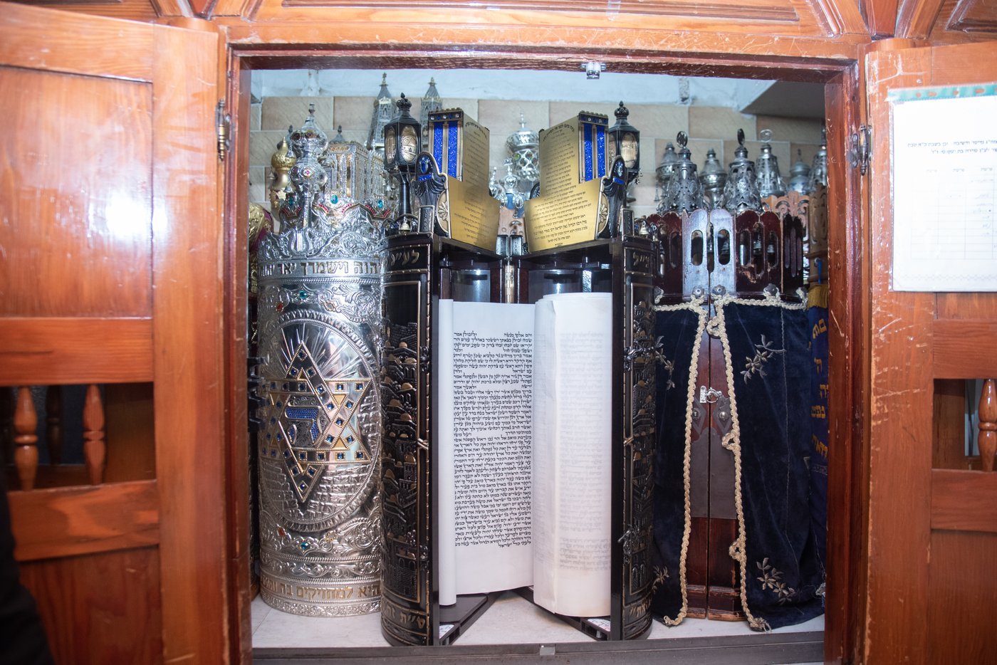הכנסת ס"ת בכסא רחמים
