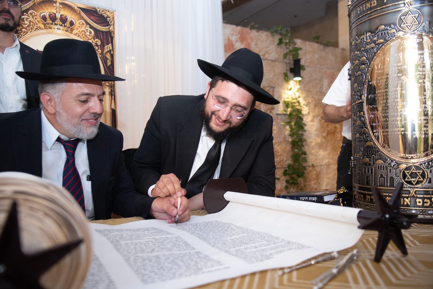 הכנסת ס"ת בכסא רחמים