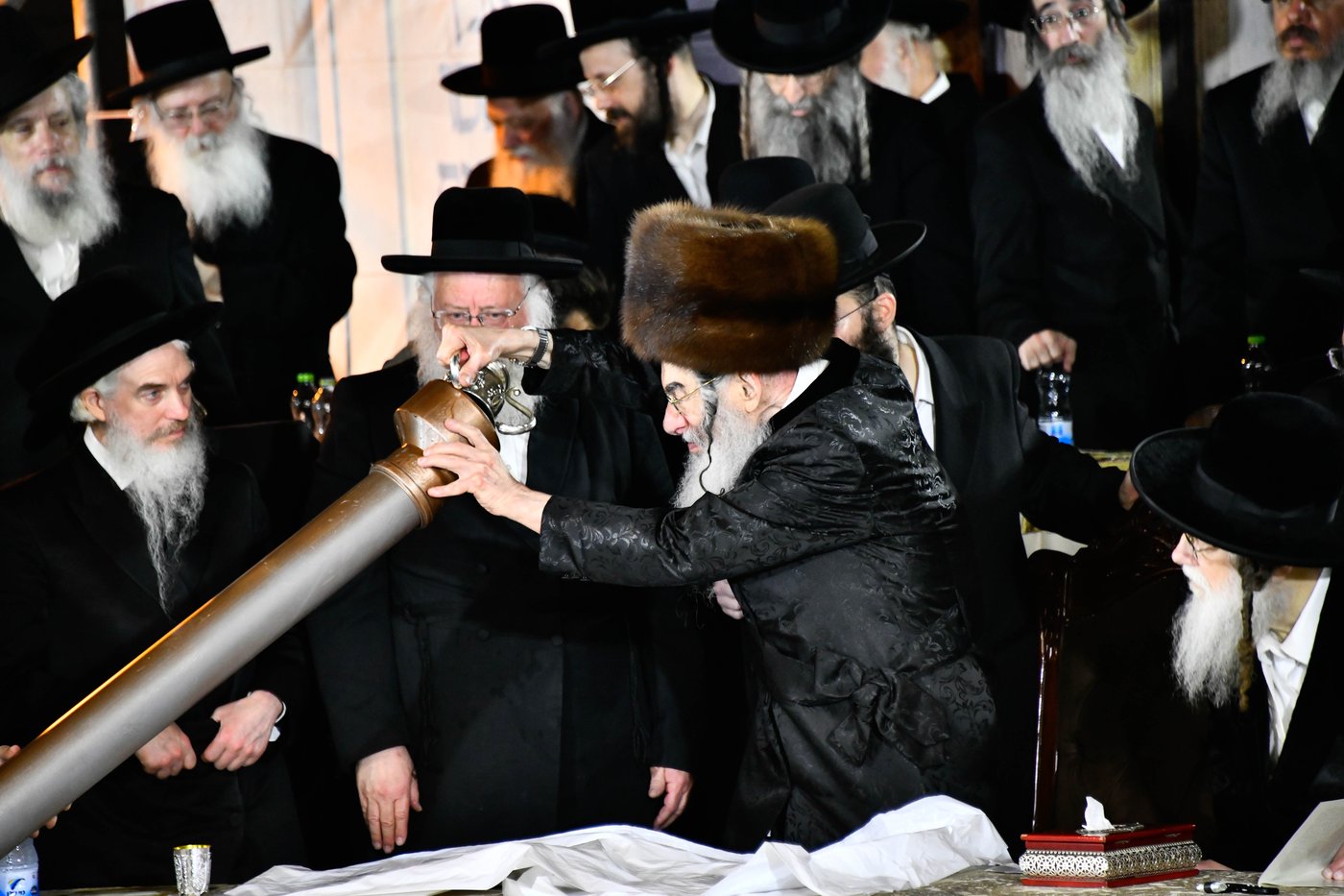 הנחת אבן הפינה באלכסנדר