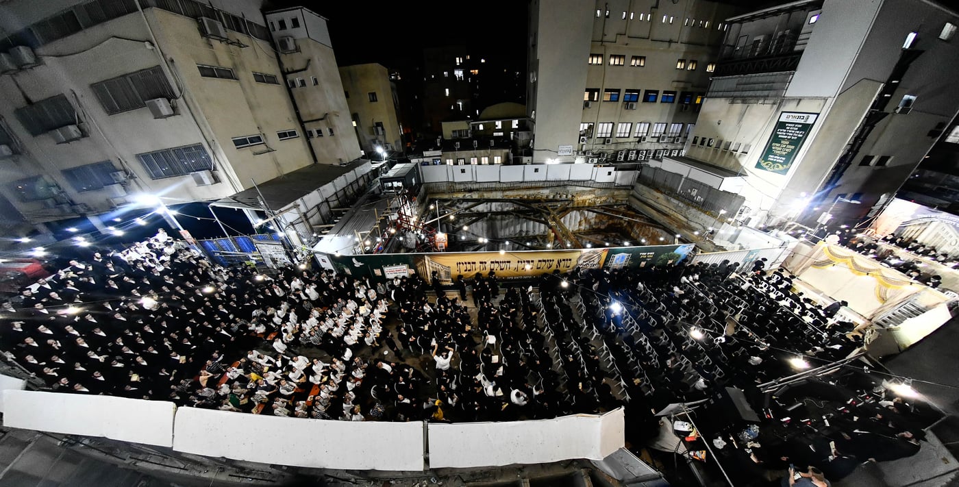 הנחת אבן הפינה באלכסנדר