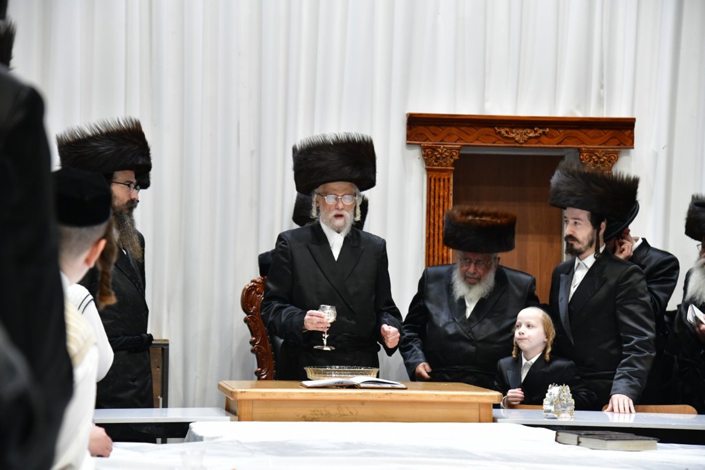 מוצאי שבת יארצייט בסערט ויזניץ