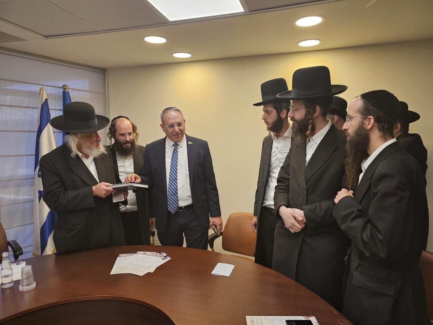 רבני ברסלב הופיעו ועקבו מקרוב: הכנסת קידמה את המהלך התקדימי