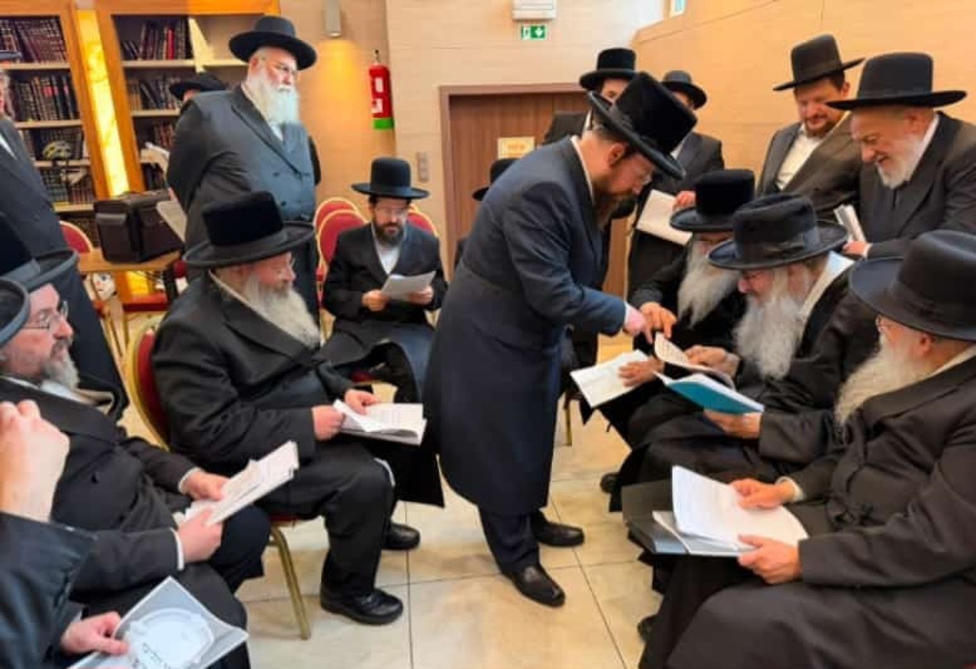 הרב שזעם על הביטאון | 'זיידל'ע' עם כל התמונות, הנייעס והחשיפות של השבוע