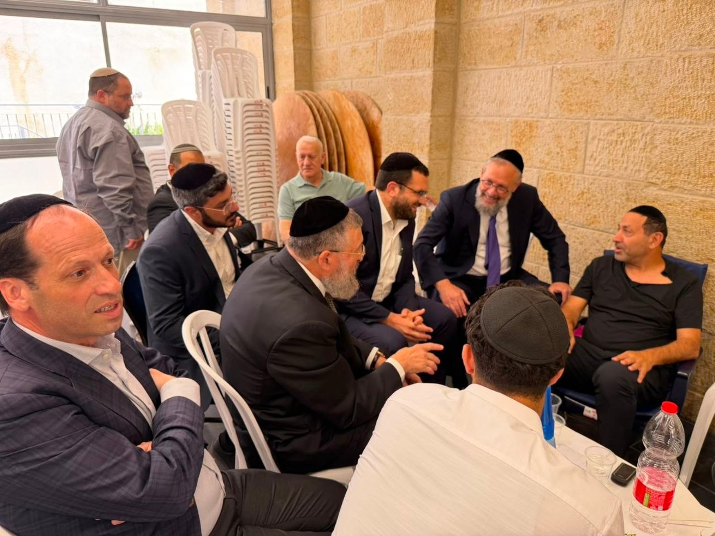הרב שזעם על הביטאון | 'זיידל'ע' עם כל התמונות, הנייעס והחשיפות של השבוע